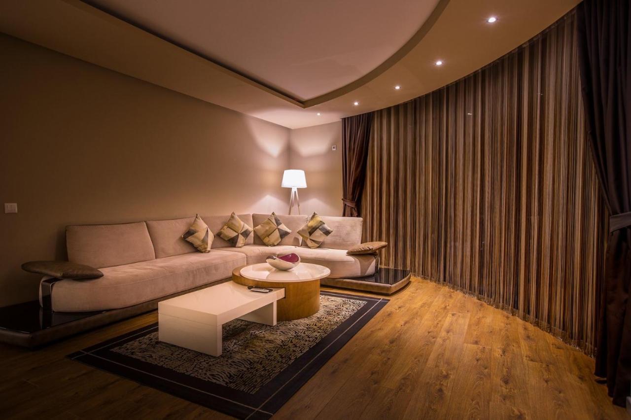 Bentley Apartments Pristina Kültér fotó